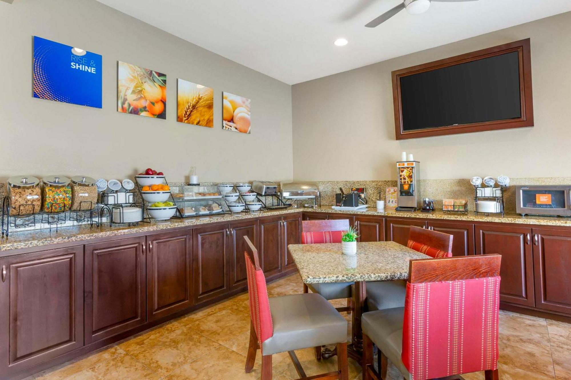 Comfort Inn West Phoenix At 27Th Ave And I-I0 Extérieur photo