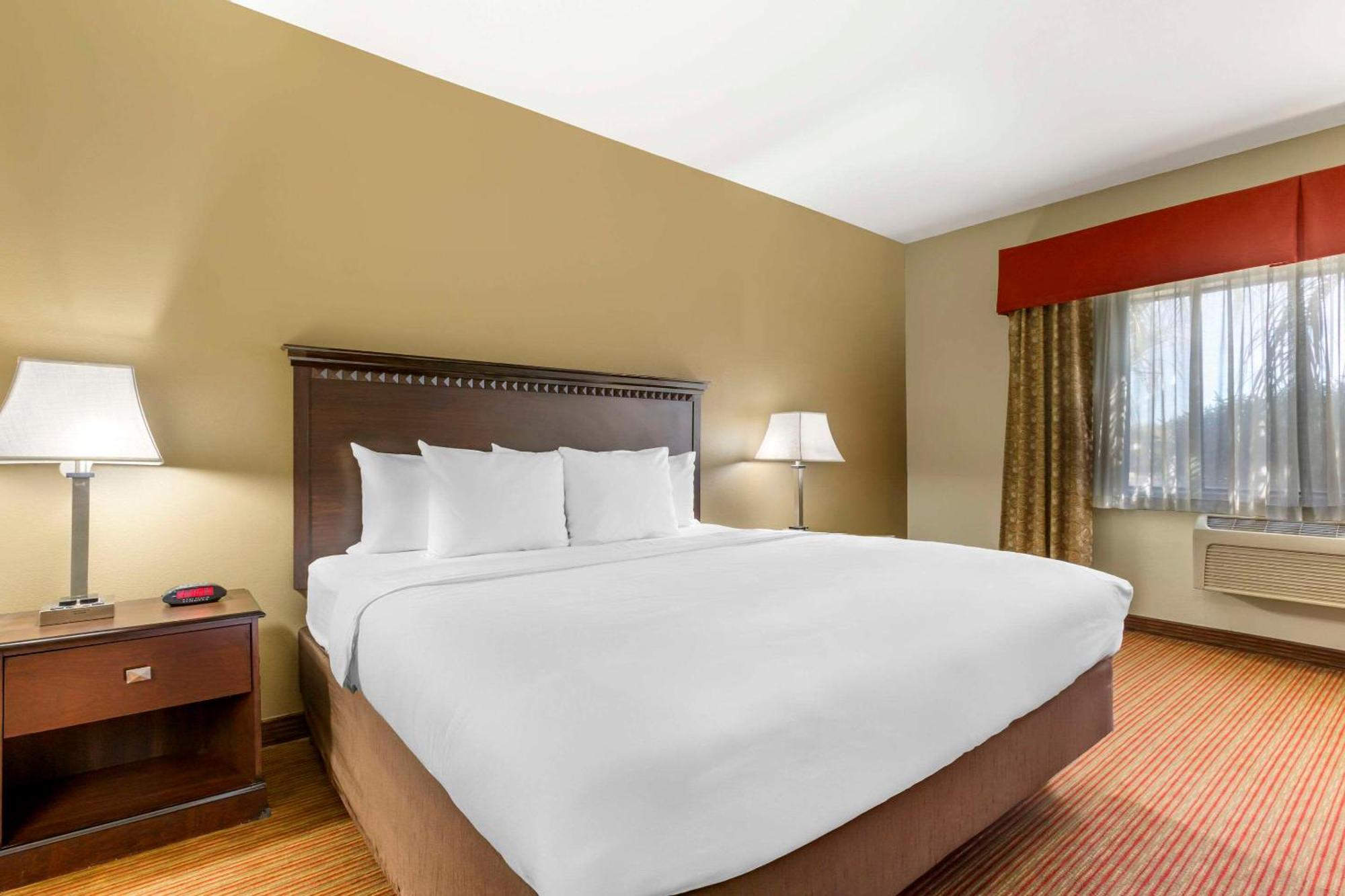 Comfort Inn West Phoenix At 27Th Ave And I-I0 Extérieur photo