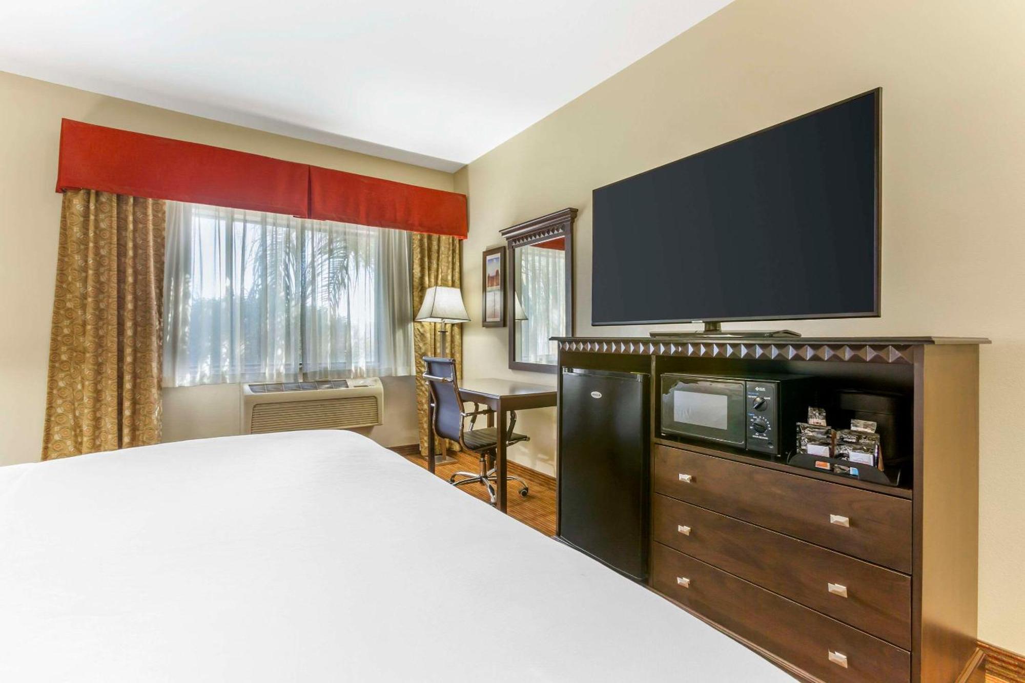 Comfort Inn West Phoenix At 27Th Ave And I-I0 Extérieur photo