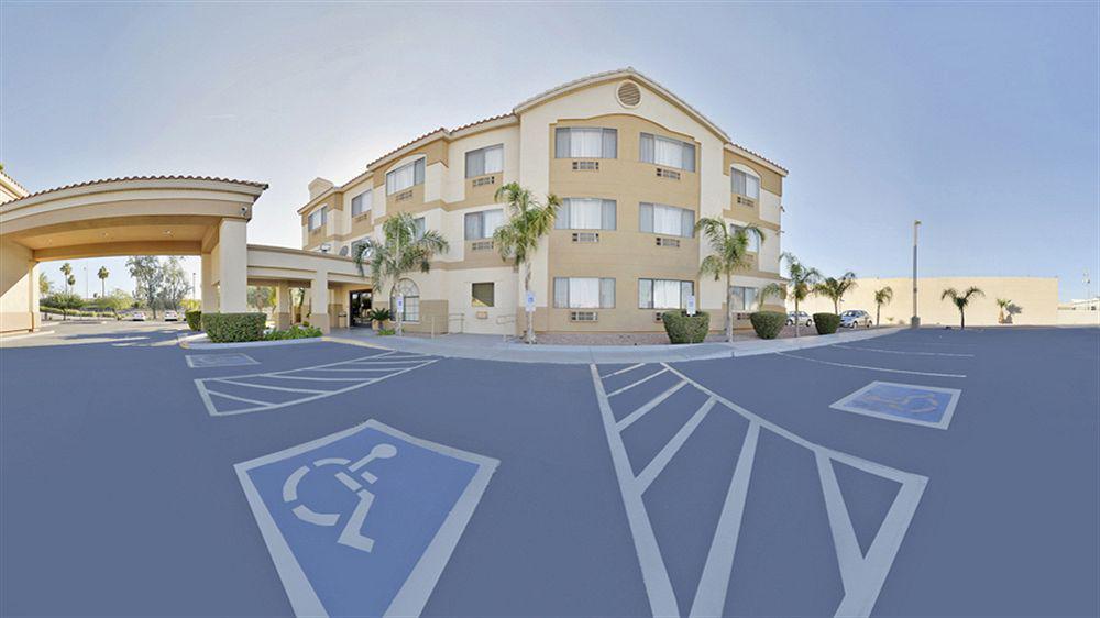 Comfort Inn West Phoenix At 27Th Ave And I-I0 Extérieur photo